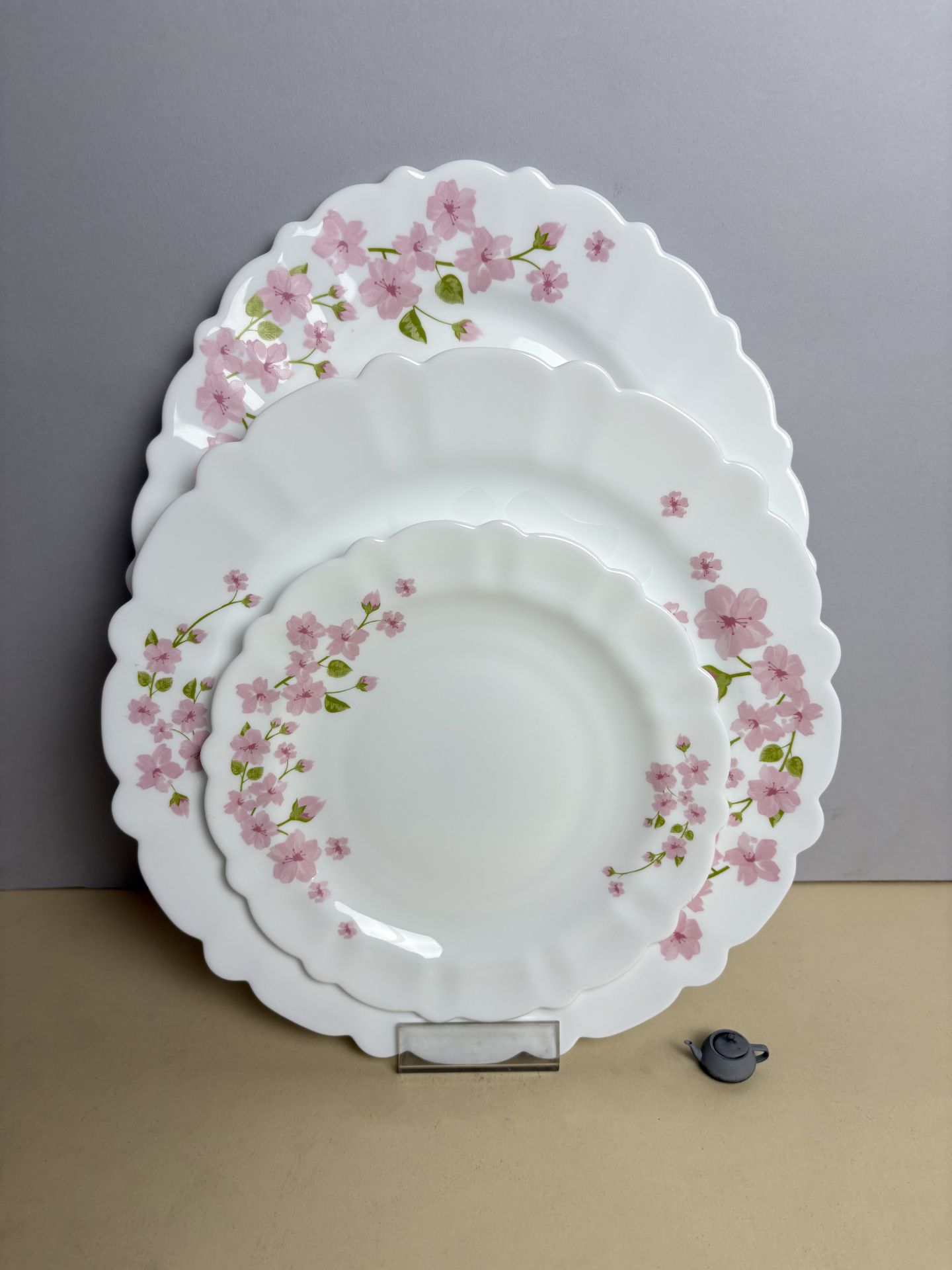 سرویس 25 پارچه آرکوپال آیروپال طرح اِما صورتی